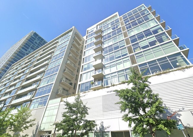 property at 1620 S Michigan Ave