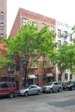 205 E 89th St in New York, NY - Building Photo - Building Photo