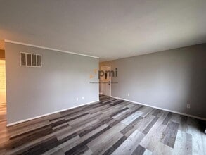 3661 W 80th Ave in Merrillville, IN - Building Photo - Building Photo