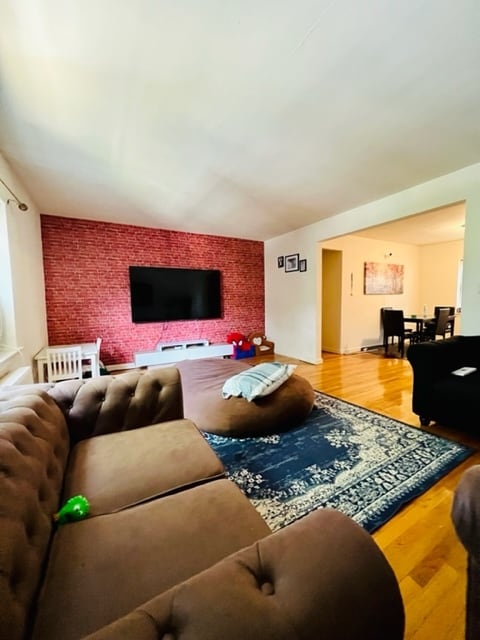 403 Park Ave, Unit F in Rutherford, NJ - Building Photo - Building Photo