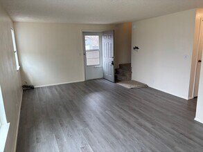 62970 Florence Dr in Bend, OR - Building Photo - Building Photo