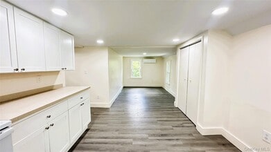 8 Marie Rd in Highland, NY - Building Photo - Building Photo