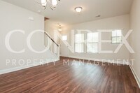 104 Pinewind Wy photo'