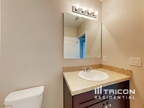 2449 Valhalla Dr in Tavares, FL - Building Photo - Building Photo