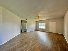 1318 James Ave in Waco, TX - Building Photo - Building Photo