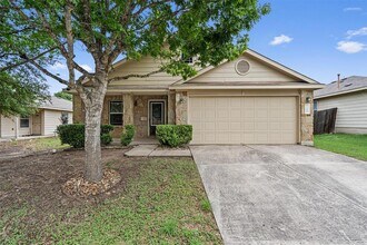 1106 Canada Wild Dr in Buda, TX - Building Photo - Building Photo