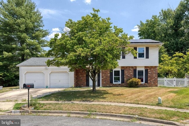1099 Snow Hill Ln