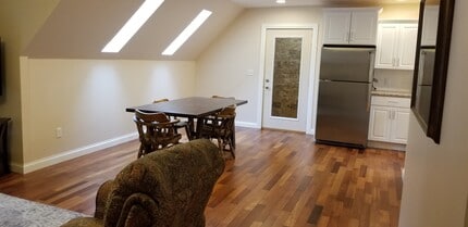 1045 Marquette St in La Salle, IL - Building Photo - Building Photo