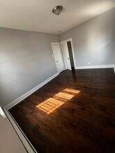 74 Smith St, Unit First Floor - 1 unit in Newark, NJ - Building Photo - Building Photo