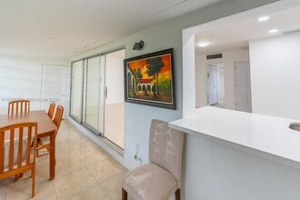 17252 SW 112th Pl in Miami, FL - Building Photo - Building Photo