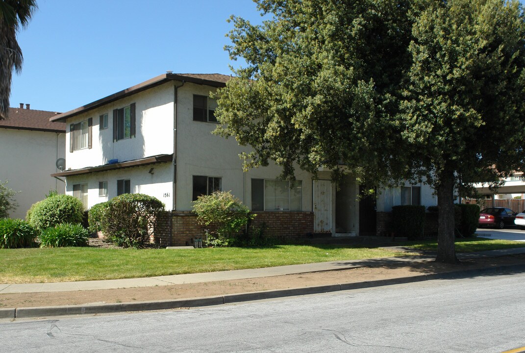 1561 Quebec Ct in Sunnyvale, CA - Foto de edificio