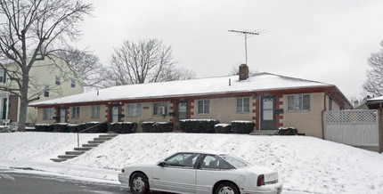 Ernst Avenue Apartments in Dayton, OH - Building Photo - Building Photo