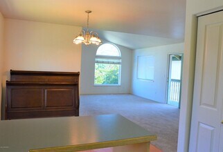 11906 Copper Mountain Dr in Anchorage, AK - Building Photo - Building Photo