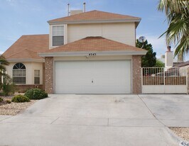 4545 Loma Canada Ct in El Paso, TX - Building Photo