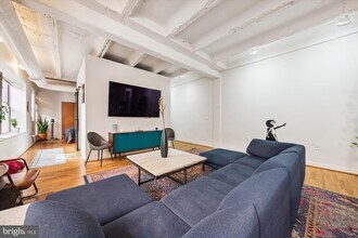 2526 17th St NW-Unit -204 in Washington, DC - Building Photo - Building Photo