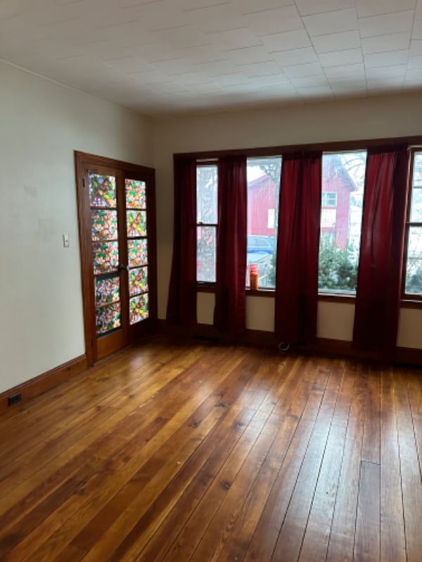 2419 6th Ave in Watervliet, NY - Building Photo - Building Photo