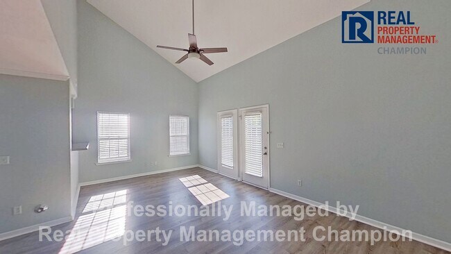 501 Angelfish Ln in Wilmington, NC - Building Photo - Building Photo