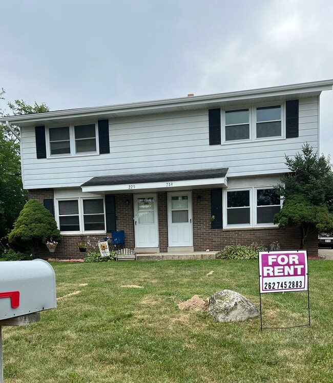 property at 218 E Laurie St