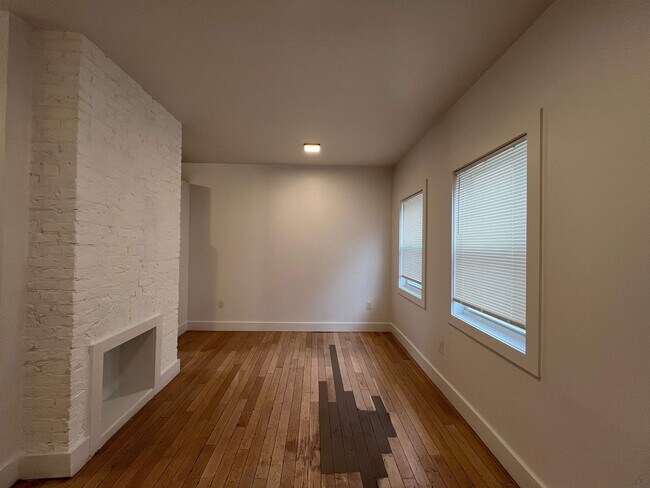 42 Thorne St in Jersey City, NJ - Building Photo - Building Photo