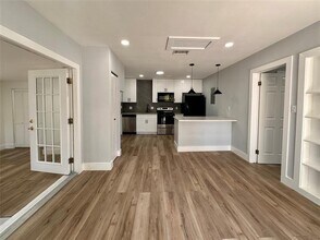 821 N Federal Hwy in Lake Worth Beach, FL - Building Photo - Building Photo