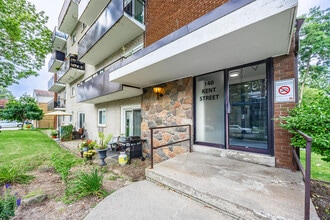 140 Kent Street in Whitby, ON - Building Photo - Building Photo