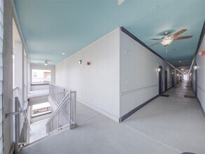 1441 East St in Houston, TX - Foto de edificio - Building Photo