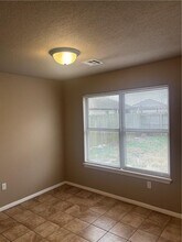 320 Violet St in Centerton, AR - Building Photo - Building Photo