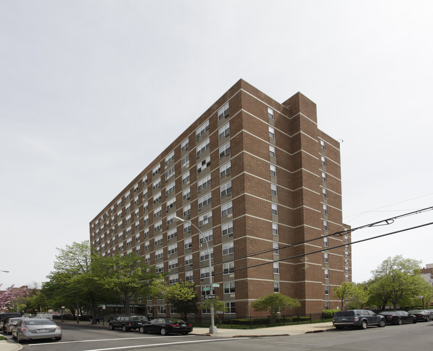 Catherine Sheridan Houses in Astoria, NY - Building Photo