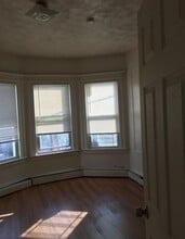 155 Smith St in Newark, NJ - Building Photo - Building Photo