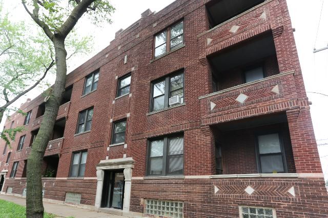 951 N Hoyne Ave in Chicago, IL - Building Photo