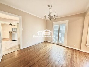 5844 Ellsworth Ave in Dallas, TX - Foto de edificio - Building Photo