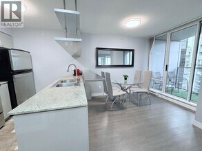 1438 Richards St in Vancouver, BC - Building Photo - Building Photo