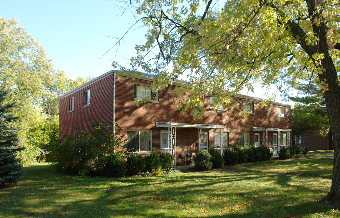 1864-1870 Langham Rd in Columbus, OH - Building Photo