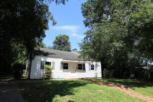 725 Lucas St in Rock Hill, SC - Building Photo