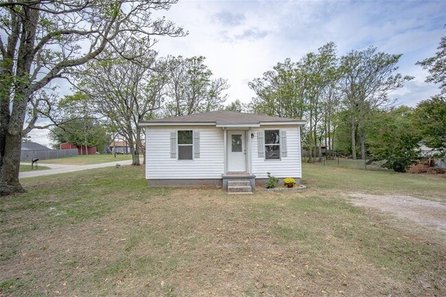 property at 119 S Harrison Ave