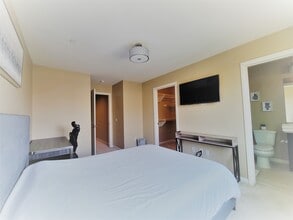 335 N Edenfield Ave in Azusa, CA - Building Photo - Building Photo