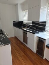 11355 Washington Pl in Los Angeles, CA - Building Photo - Building Photo