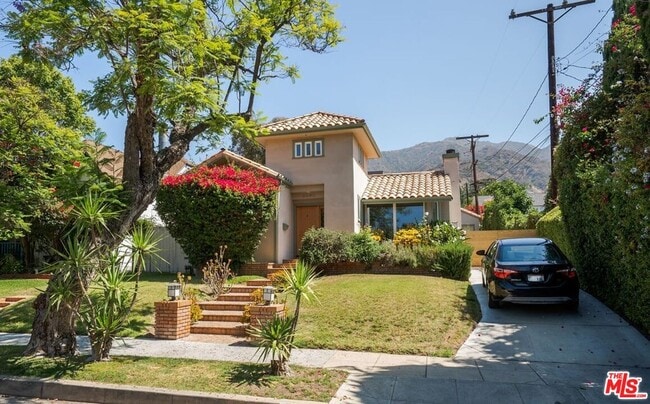 property at 2049 Watson St