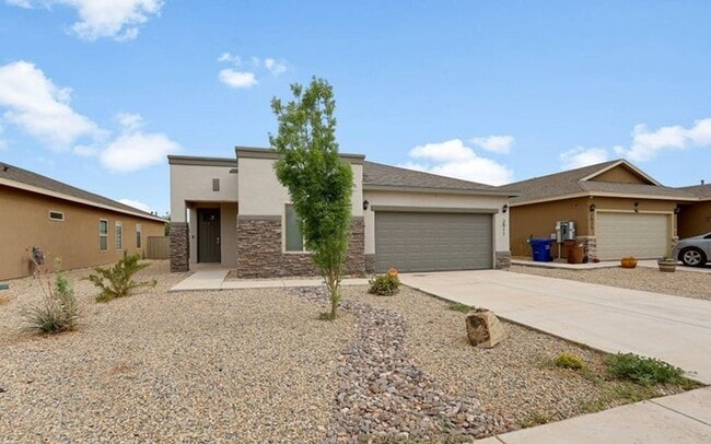 property at 2911 Aragon Ave