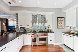 1717 N Hudson Ave in Chicago, IL - Building Photo - Building Photo