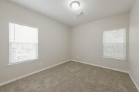 295 Cypress Dr photo'