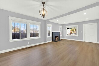 1418 102nd Ave in Oakland, CA - Building Photo - Building Photo