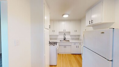 Unique in West Hollywood, CA - Building Photo - Interior Photo