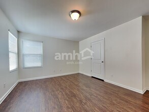 330 Crabapple Cir in Savannah, GA - Foto de edificio - Building Photo