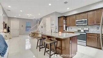 20908 NW 1st Dr in Pembroke Pines, FL - Building Photo