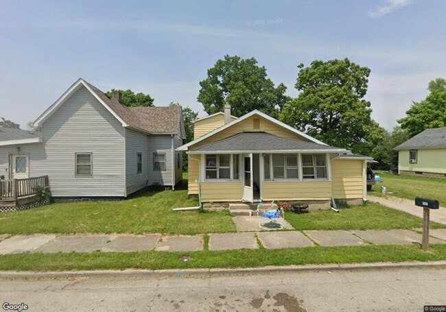 property at 1414 E Highland Ave
