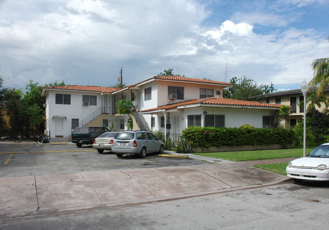 24-40 Sidonia Ave in Coral Gables, FL - Building Photo - Building Photo