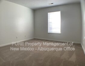 334 Kittell Loop in Bloomfield, NM - Building Photo - Building Photo
