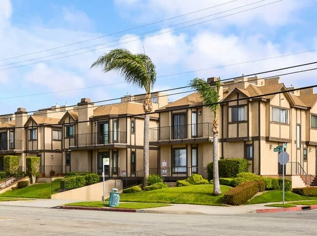 4172 W 147th St in Lawndale, CA - Foto de edificio - Building Photo