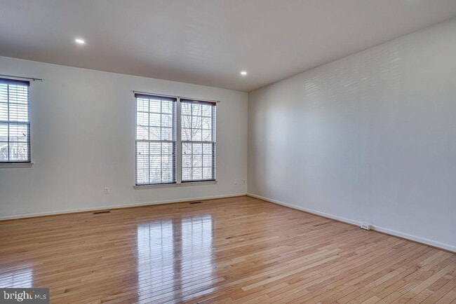 13262 Revillo Loop in Woodbridge, VA - Building Photo - Building Photo